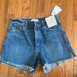 Abercrombie Mom Shorts - size 27